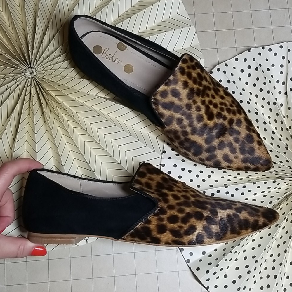 Boden Pointed Toe Suede Flats size 40.5